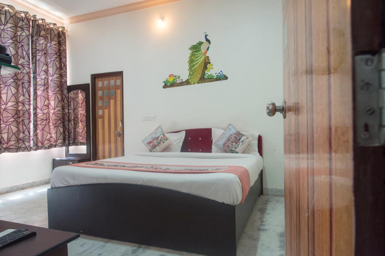 Oyo 11743 Hotel Shree Krishna Udaipur Eksteriør billede