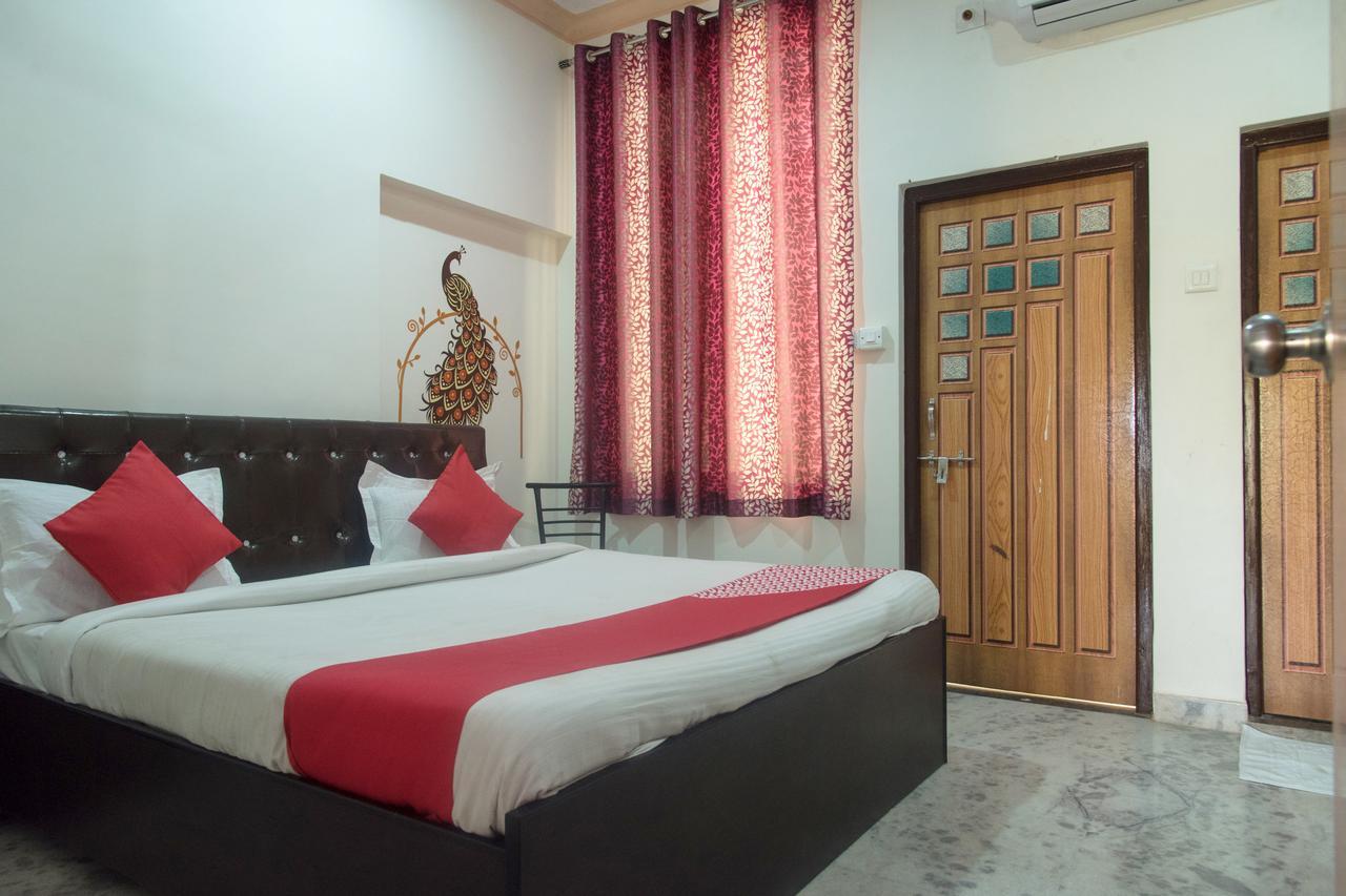 Oyo 11743 Hotel Shree Krishna Udaipur Eksteriør billede